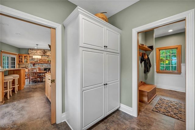 10360 Sawmill Drive, Chardon, OH 44024