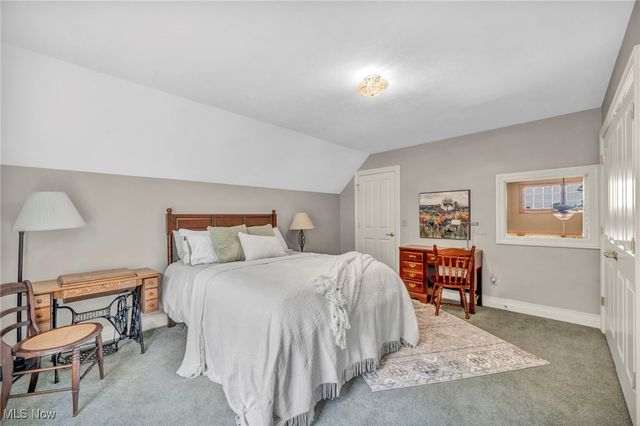 10360 Sawmill Drive, Chardon, OH 44024