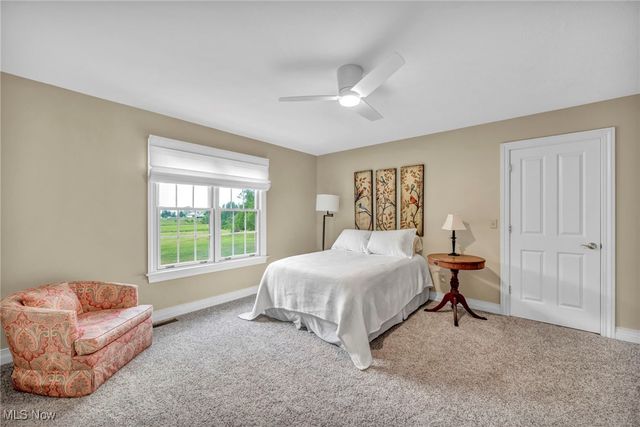 10360 Sawmill Drive, Chardon, OH 44024