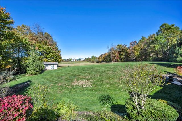10360 Sawmill Drive, Chardon, OH 44024