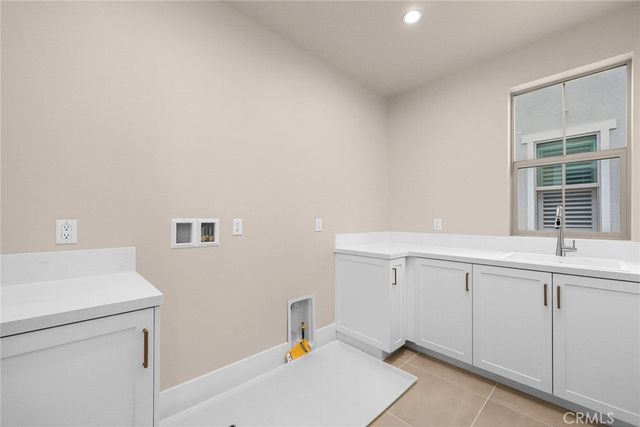206 Mistwater, Irvine, CA 92618