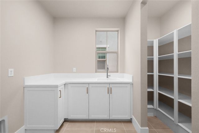 206 Mistwater, Irvine, CA 92618