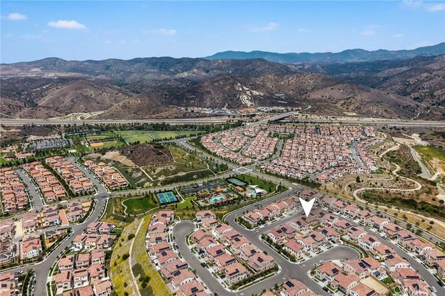 206 Mistwater, Irvine, CA 92618