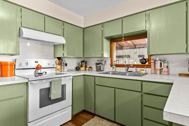 5861 Gleaner Hall Road, Kingsley, MI 49649