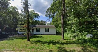 609 Commonwealth Boulevard, Toms River, NJ 08757