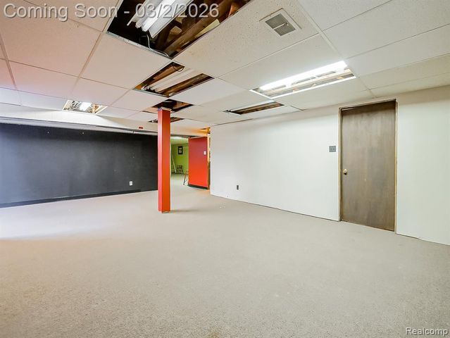 4411 Laurel Club Circle, West Bloomfield, MI 48323