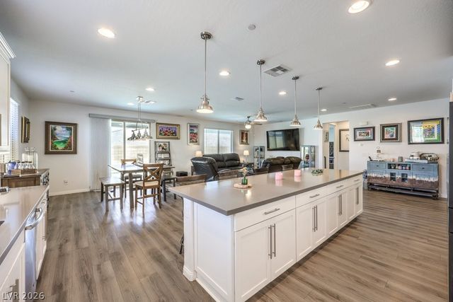 720 CADENCE VIEW Way, Henderson, NV 89011