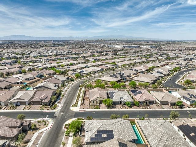 720 CADENCE VIEW Way, Henderson, NV 89011