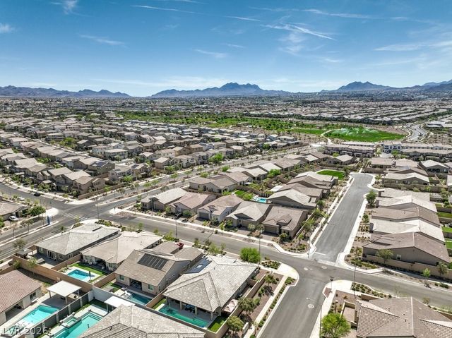 720 CADENCE VIEW Way, Henderson, NV 89011