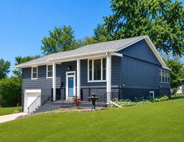 15526 S Scott Drive, Lockport, IL 60441