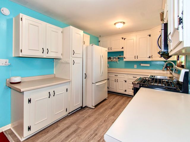 15526 S Scott Drive, Lockport, IL 60441