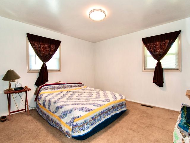 15526 S Scott Drive, Lockport, IL 60441