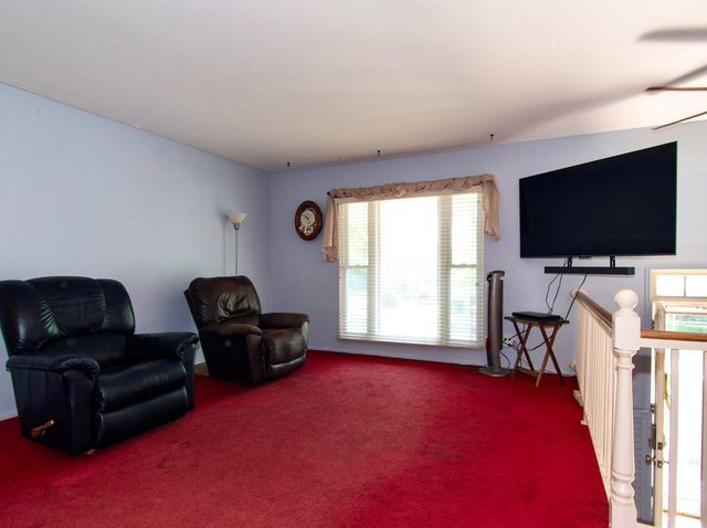 15526 S Scott Drive, Lockport, IL 60441
