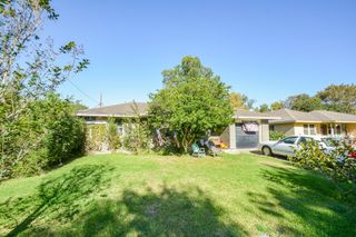 315 Greenwood Drive, Hitchcock, TX 77563