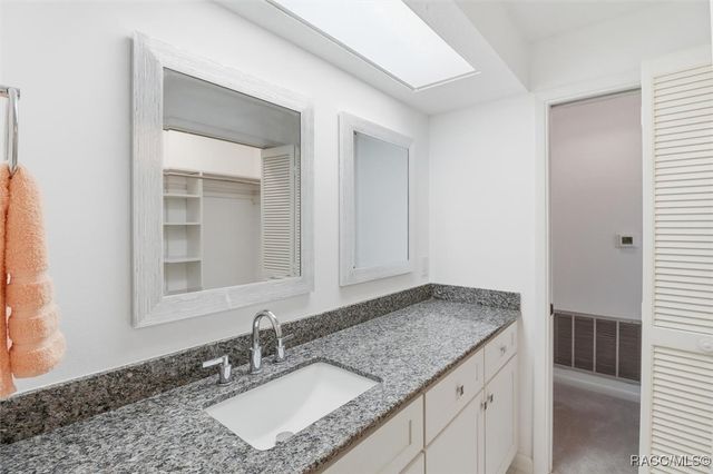 11328 W Bayshore Drive, Crystal River, FL 34429