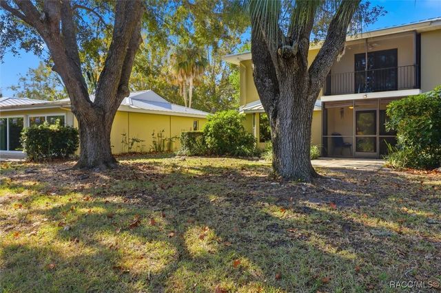 11328 W Bayshore Drive, Crystal River, FL 34429