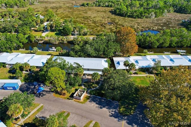 11328 W Bayshore Drive, Crystal River, FL 34429