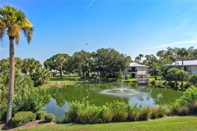 11328 W Bayshore Drive, Crystal River, FL 34429