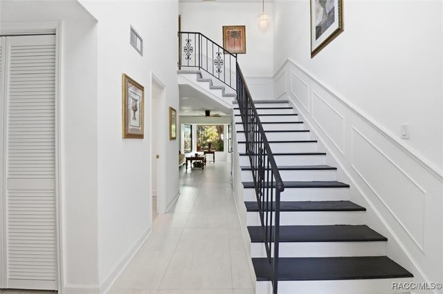 11328 W Bayshore Drive, Crystal River, FL 34429