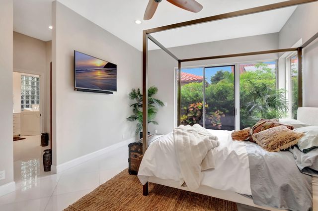 23164 Via Stel, Boca Raton, FL 33433