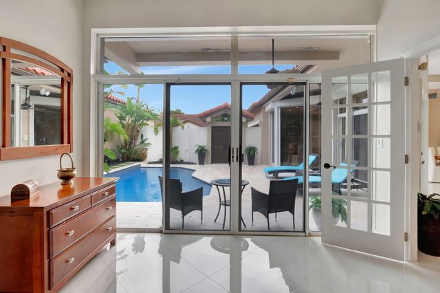 23164 Via Stel, Boca Raton, FL 33433