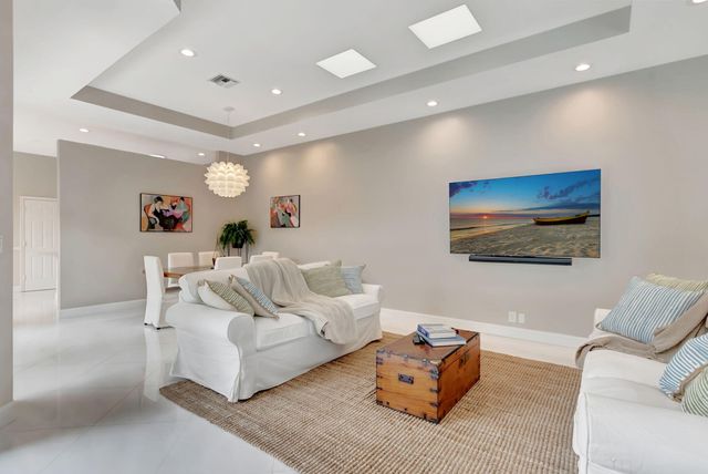 23164 Via Stel, Boca Raton, FL 33433