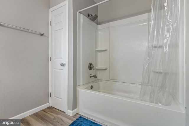 1 4TH AVE, West Deptford, NJ 08051