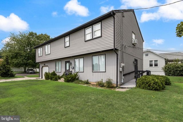 1 4TH AVE, West Deptford, NJ 08051