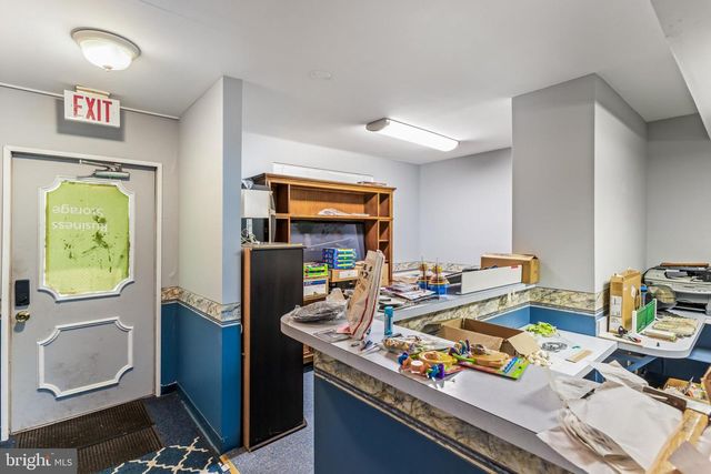1 4TH AVE, West Deptford, NJ 08051