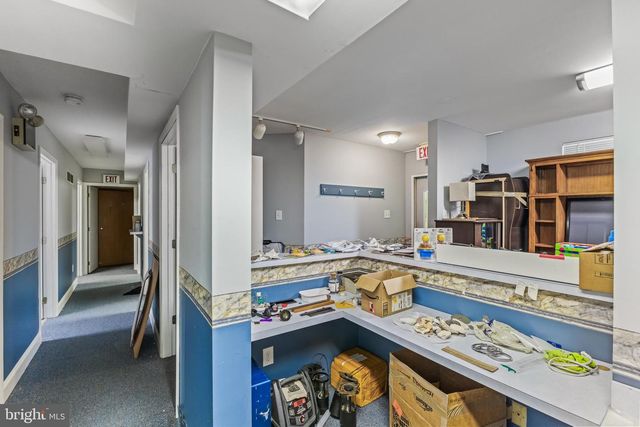 1 4TH AVE, West Deptford, NJ 08051