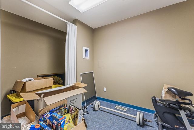 1 4TH AVE, West Deptford, NJ 08051