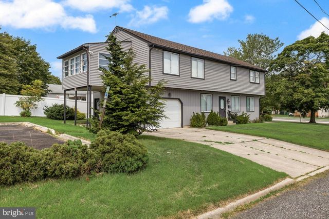 1 4TH AVE, West Deptford, NJ 08051