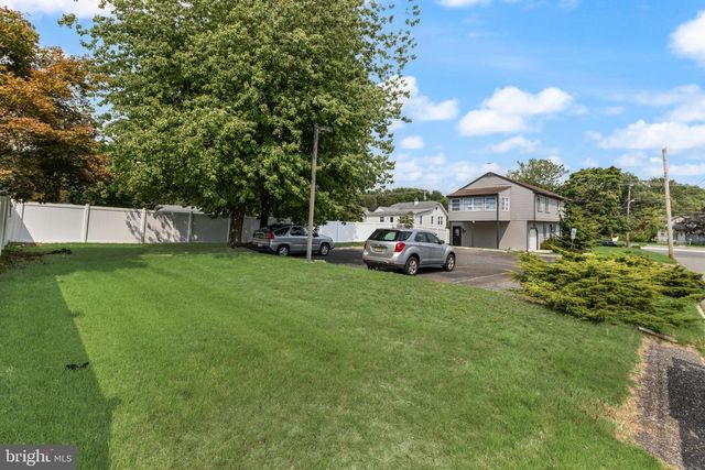 1 4TH AVE, West Deptford, NJ 08051