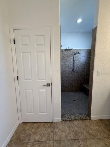 12371 NE 48TH CIRCLE, Oxford, FL 34484