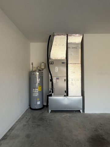 12371 NE 48TH CIRCLE, Oxford, FL 34484