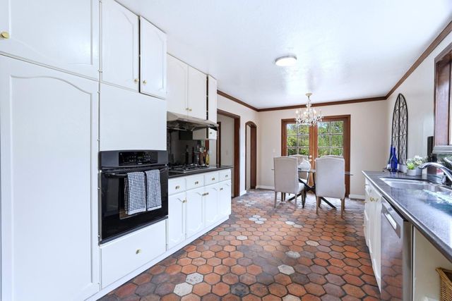 14175 Douglass Lane, Saratoga, CA 95070