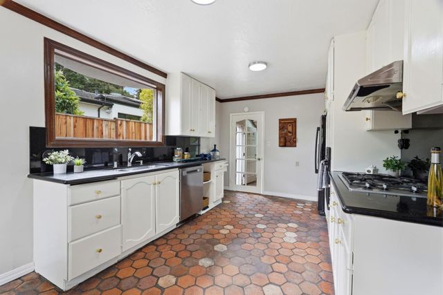 14175 Douglass Lane, Saratoga, CA 95070