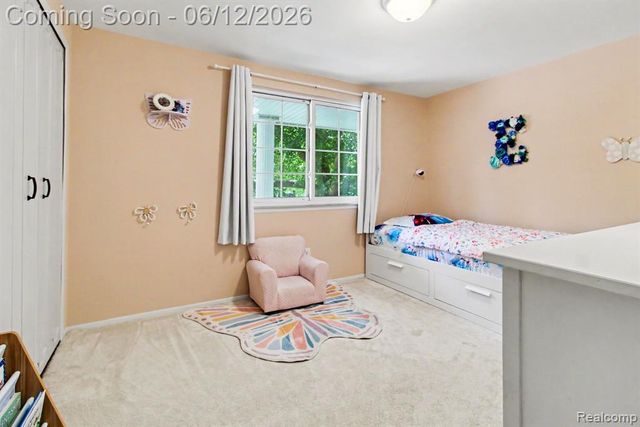7235 Irongate Road, Canton, MI 48187