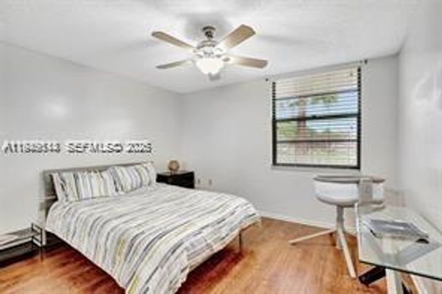 1532 Whitehall Dr 202, Davie, FL 33324