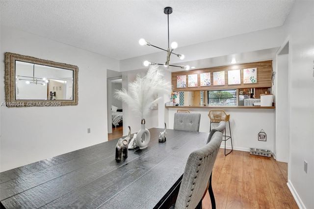 1532 Whitehall Dr 202, Davie, FL 33324