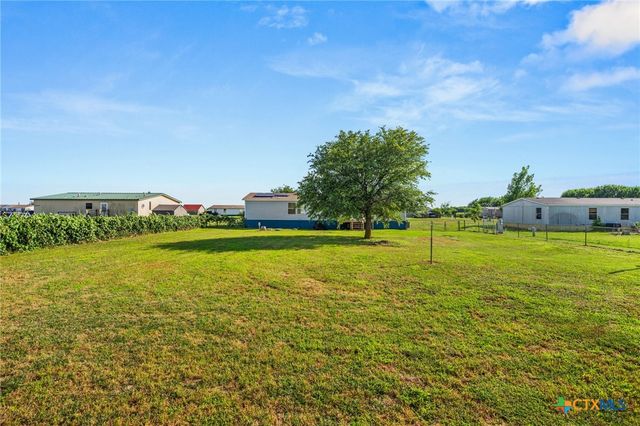 152 Hillside Drive, Troy, TX 76579