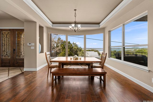 502 Cindy Dr, Canyon Lake, TX 78133