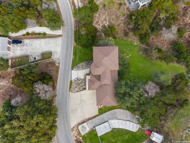 502 Cindy Dr, Canyon Lake, TX 78133