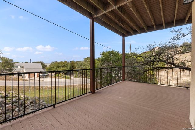 502 Cindy Dr, Canyon Lake, TX 78133