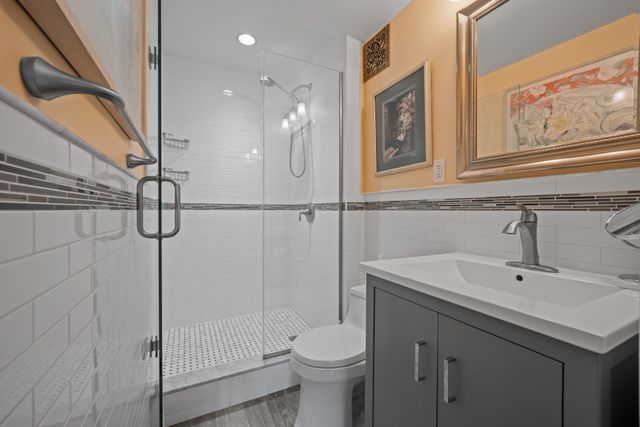 750 KAPPOCK Street # 305, New York City, NY 10463