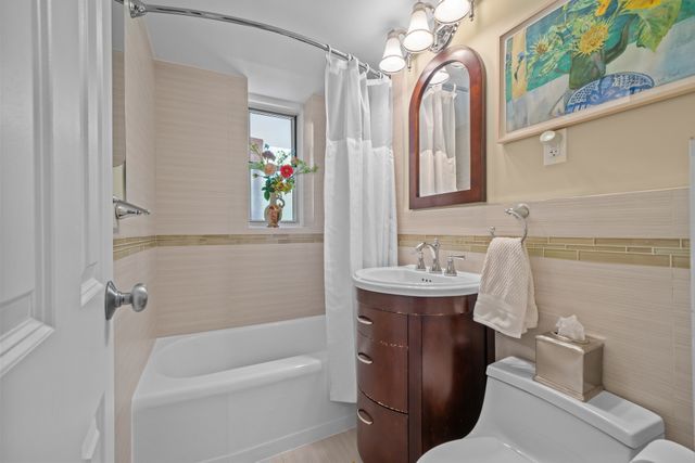 750 KAPPOCK Street # 305, New York City, NY 10463