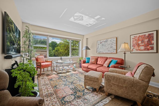 750 KAPPOCK Street # 305, New York City, NY 10463