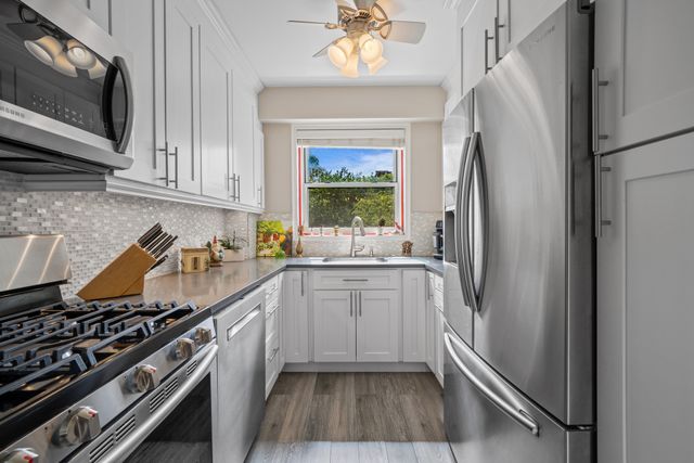 750 KAPPOCK Street # 305, New York City, NY 10463