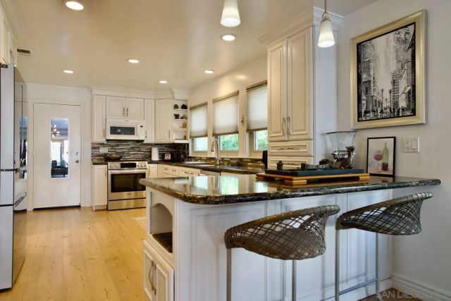 4549 Cove Dr A, Carlsbad, CA 92008