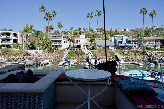 4549 Cove Dr A, Carlsbad, CA 92008
